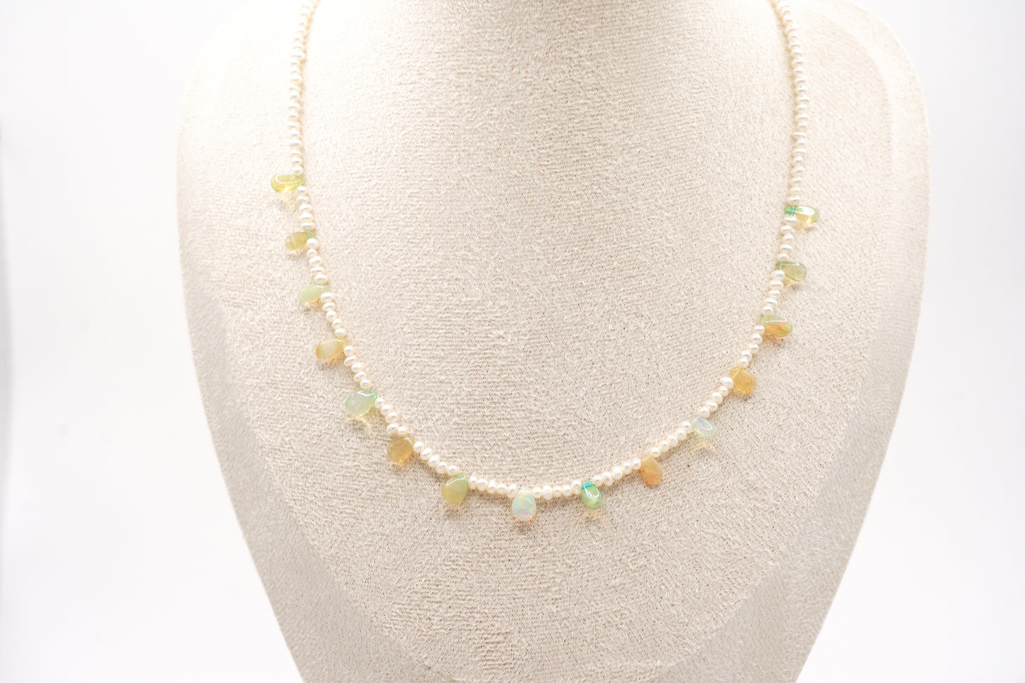LUNA - freshwater pearl necklace with ethiopian opal droplets