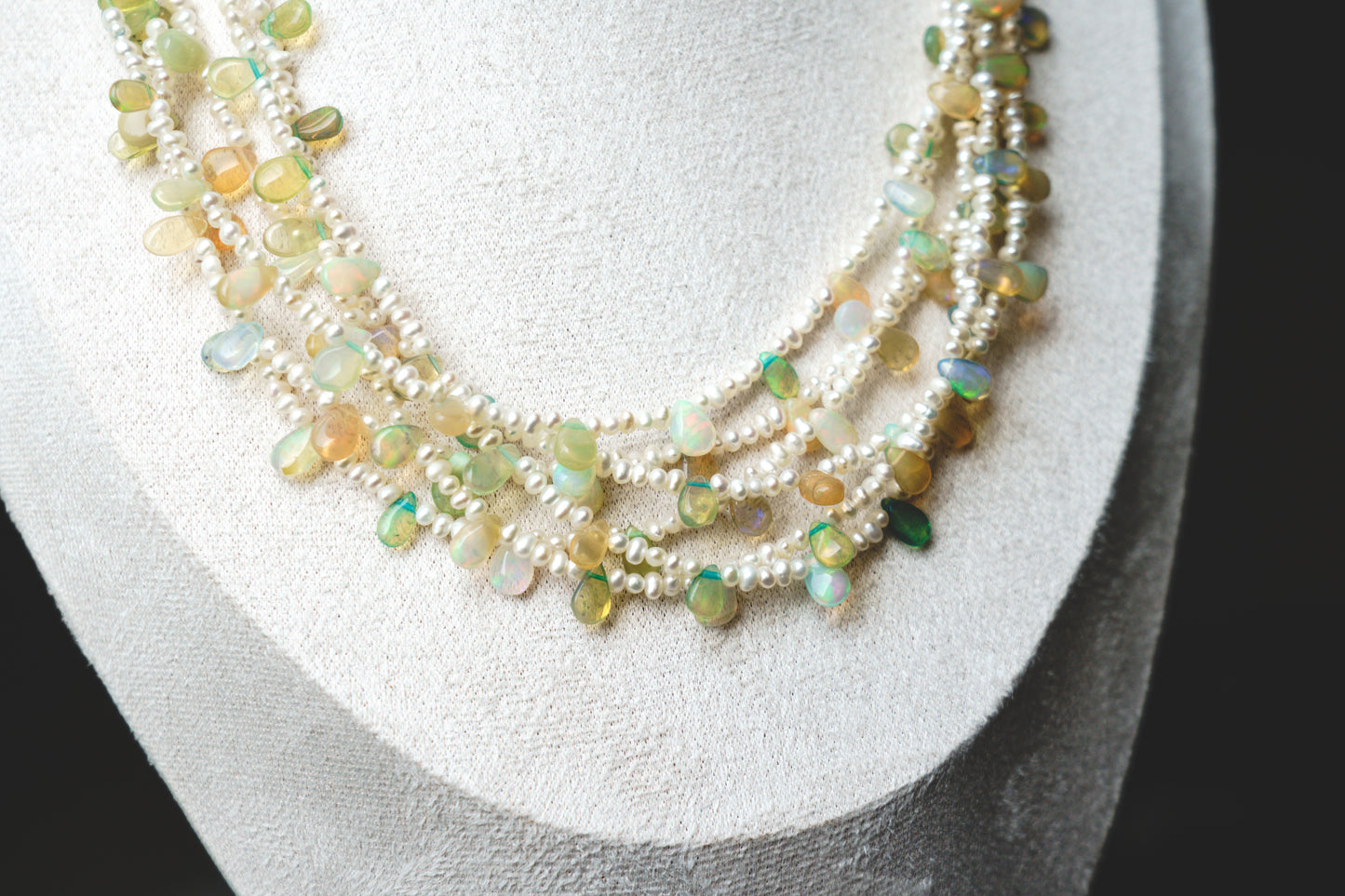 LUNA - freshwater pearl necklace with ethiopian opal droplets